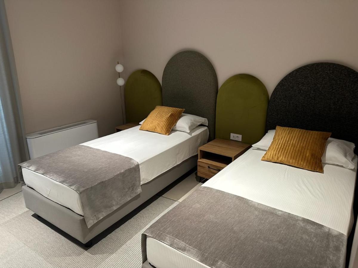 Dolcemente Garni Hotel Superior Izola Exteriör bild